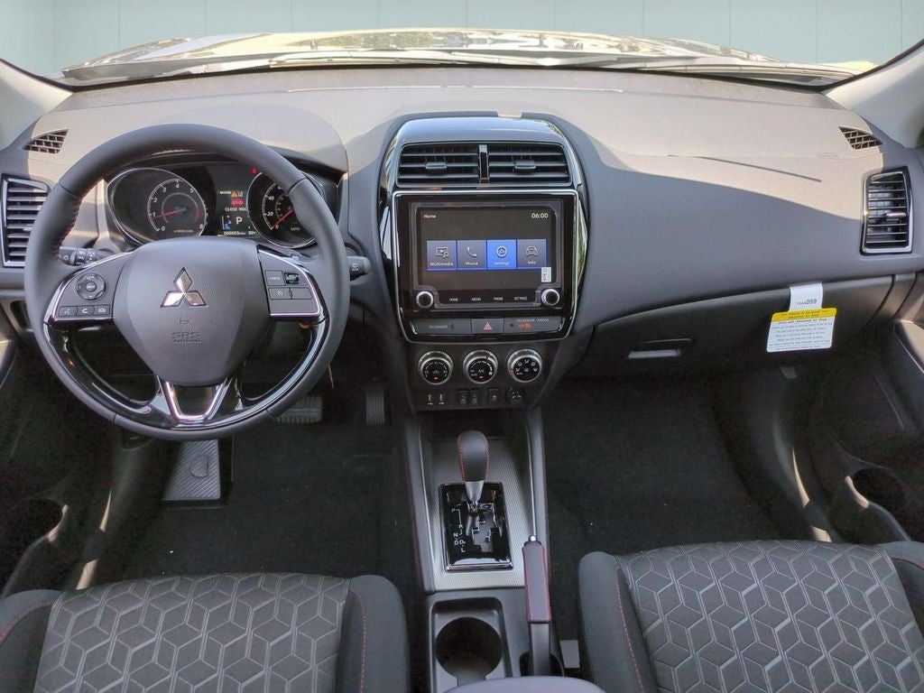 2026 Mitsubishi Outlander Sport 2.0 LE