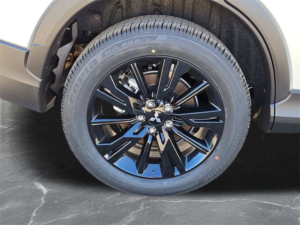 2026 Mitsubishi Eclipse Cross LE