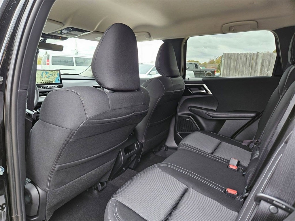 2025 Mitsubishi Outlander ES