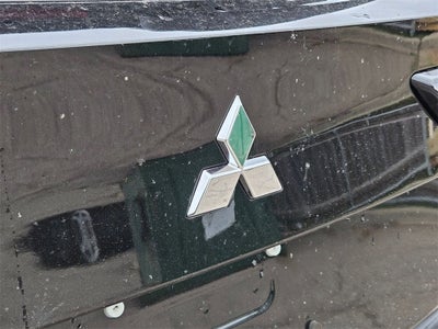 2025 Mitsubishi Outlander ES