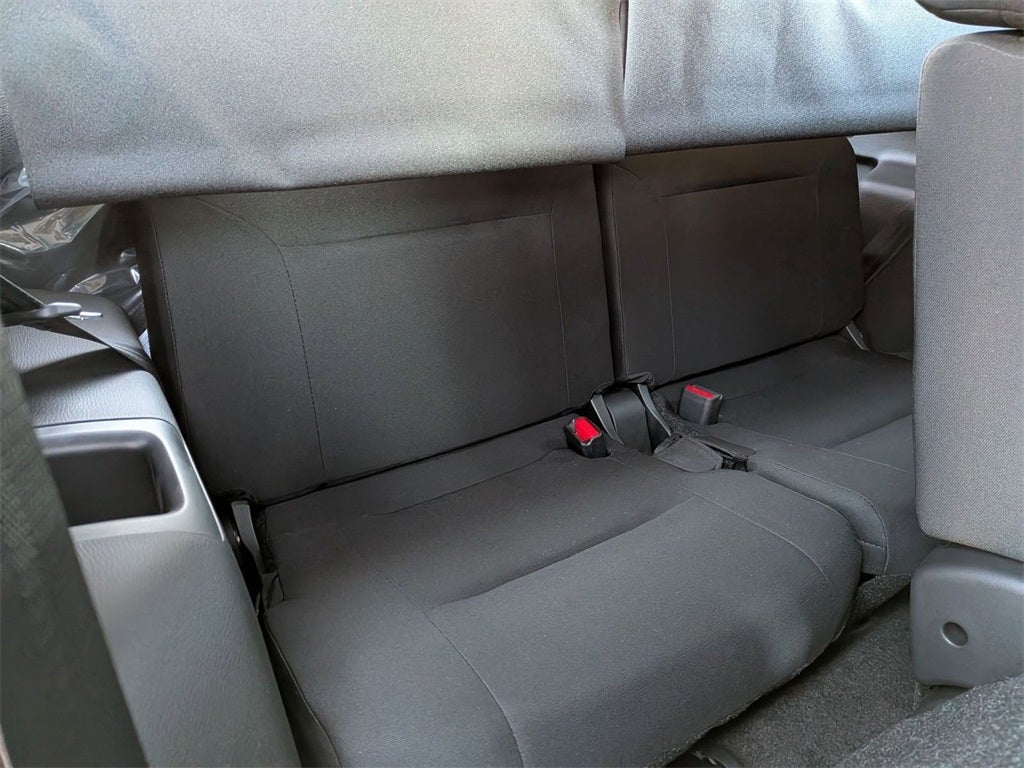 2025 Mitsubishi Outlander ES