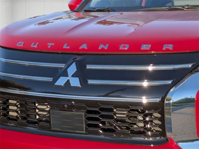 2025 Mitsubishi Outlander ES