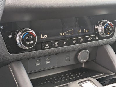 2026 Mitsubishi Outlander LE