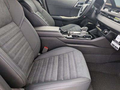2026 Mitsubishi Outlander LE