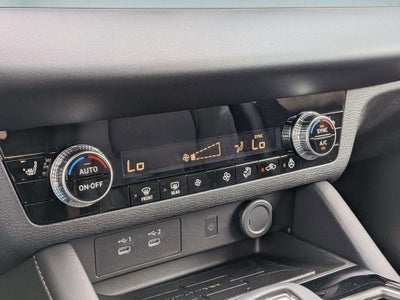 2026 Mitsubishi Outlander LE