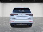 2026 Mitsubishi Outlander LE