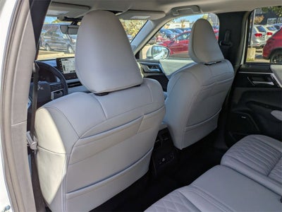 2025 Mitsubishi Outlander SEL