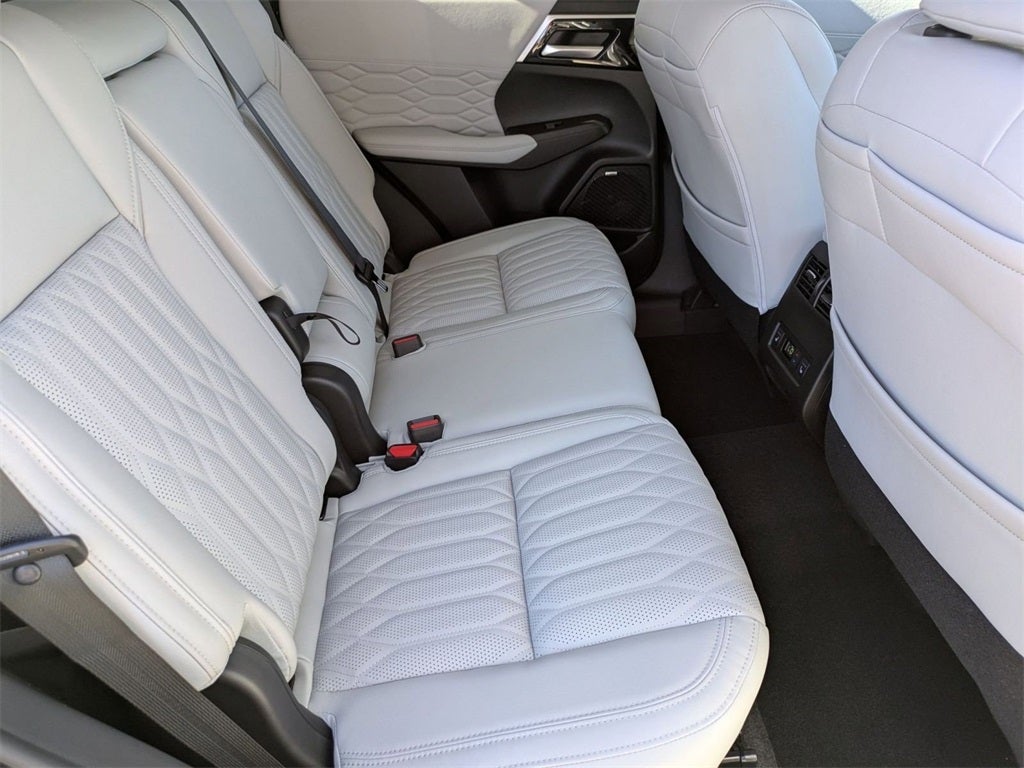 2025 Mitsubishi Outlander SEL