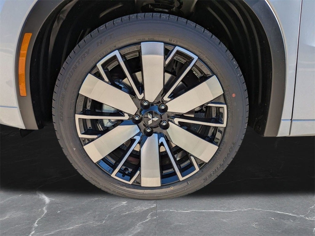 2025 Mitsubishi Outlander SEL