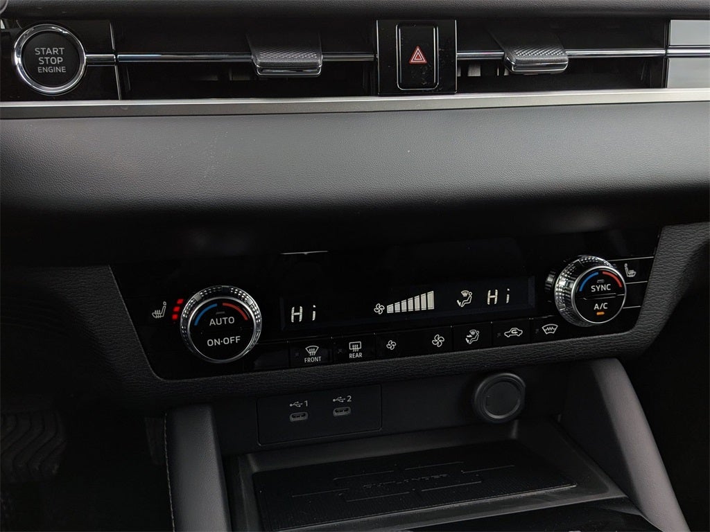 2026 Mitsubishi Outlander ES