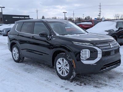 2026 Mitsubishi Outlander ES