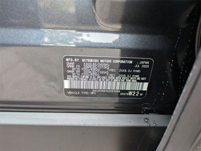 2025 Mitsubishi Outlander SE