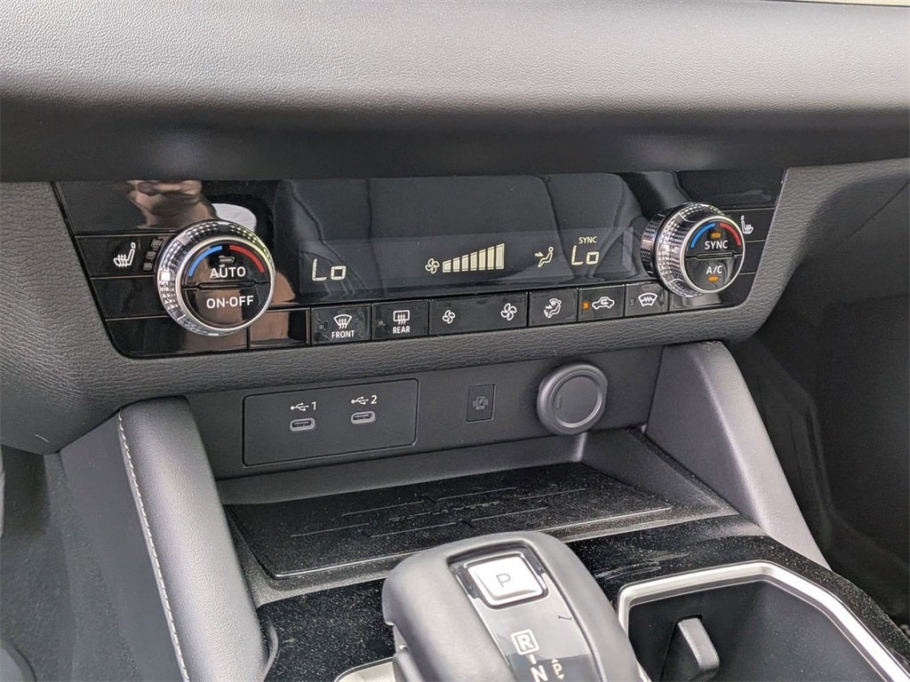 2025 Mitsubishi Outlander SE TRAIL EDITION