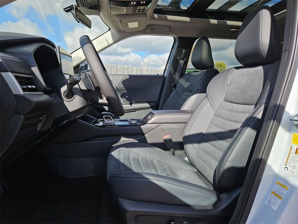 2025 Mitsubishi Outlander Trail Edition