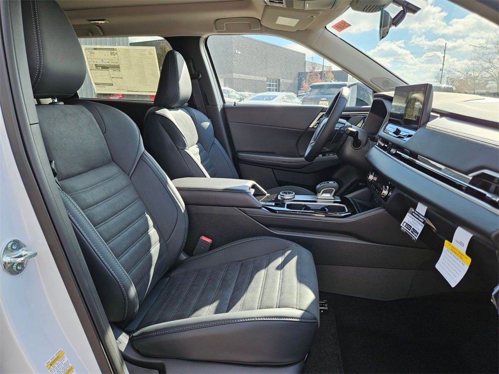 2025 Mitsubishi Outlander Trail Edition