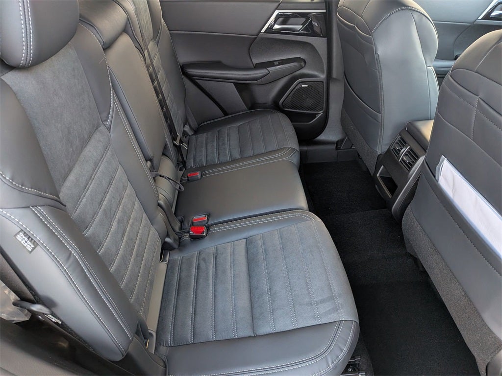 2026 Mitsubishi Outlander Trail Edition