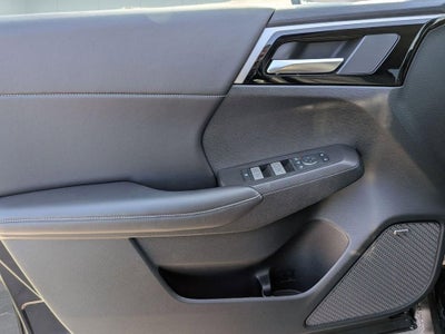 2026 Mitsubishi Outlander LE