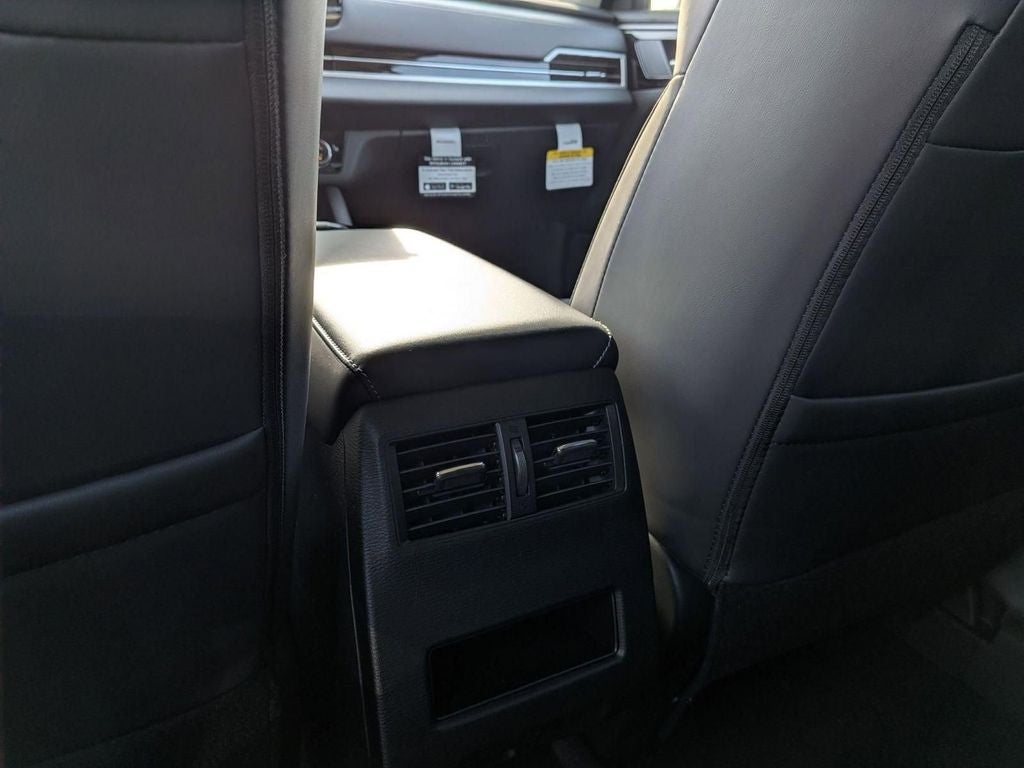 2026 Mitsubishi Outlander LE