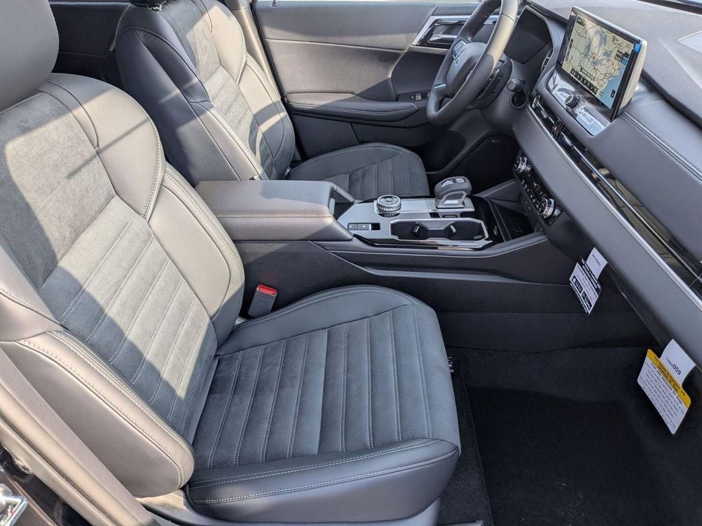 2026 Mitsubishi Outlander LE