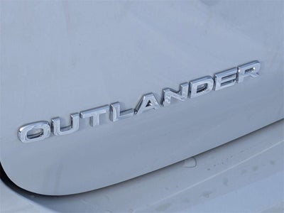 2026 Mitsubishi Outlander SE