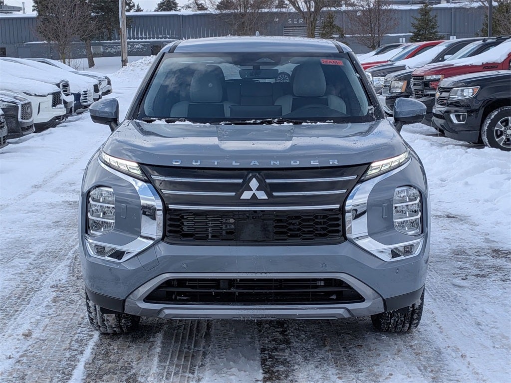 2026 Mitsubishi Outlander SE