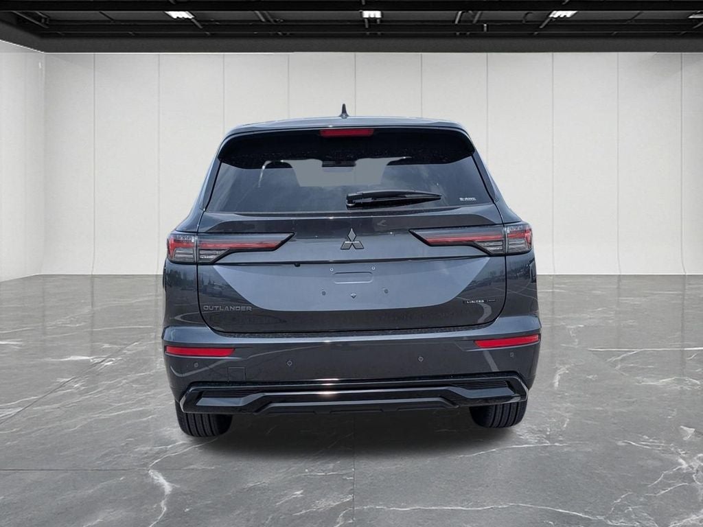 2026 Mitsubishi Outlander LE