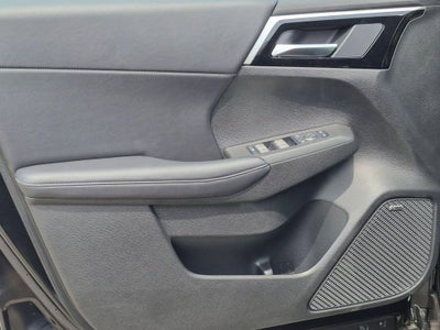 2026 Mitsubishi Outlander LE