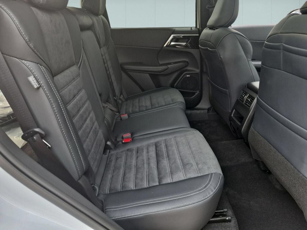 2026 Mitsubishi Outlander Trail Edition