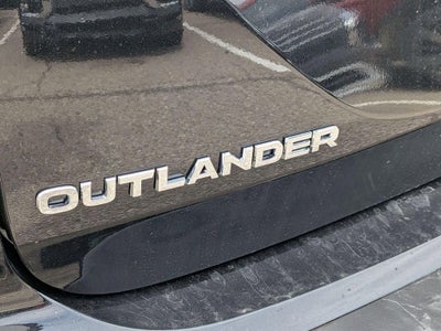 2026 Mitsubishi Outlander SE