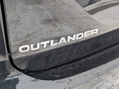 2026 Mitsubishi Outlander SE