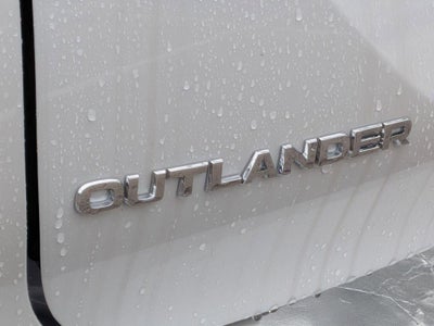 2026 Mitsubishi Outlander SE