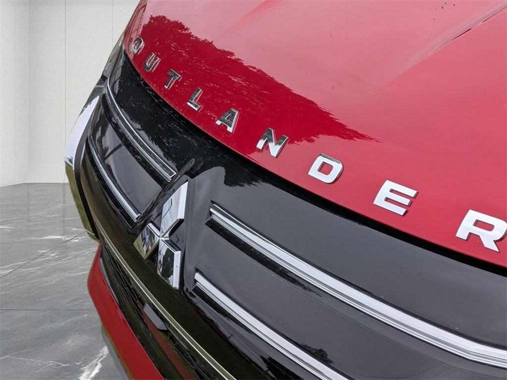 2025 Mitsubishi Outlander SEL