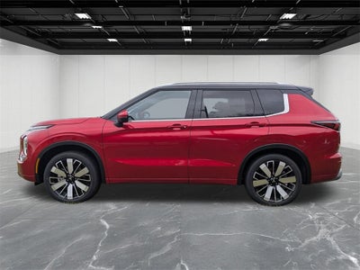 2025 Mitsubishi Outlander SEL