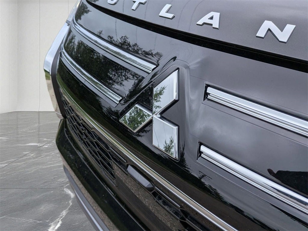 2025 Mitsubishi Outlander SEL