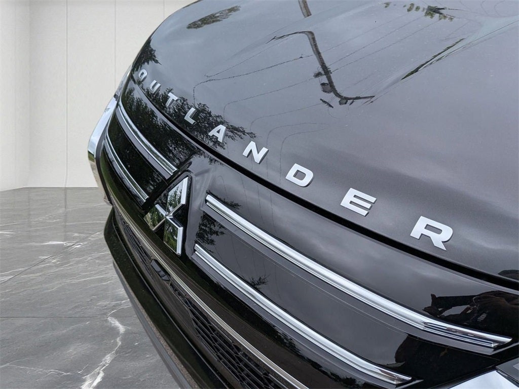 2025 Mitsubishi Outlander SEL