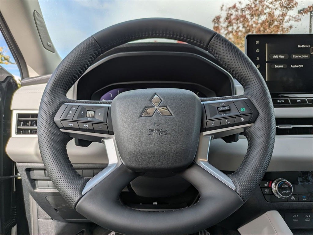 2025 Mitsubishi Outlander SEL