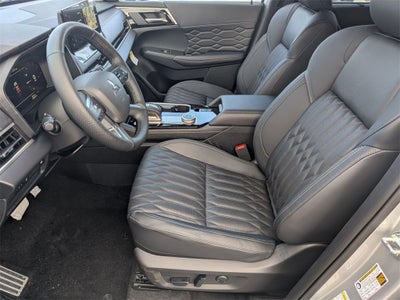 2026 Mitsubishi Outlander SEL