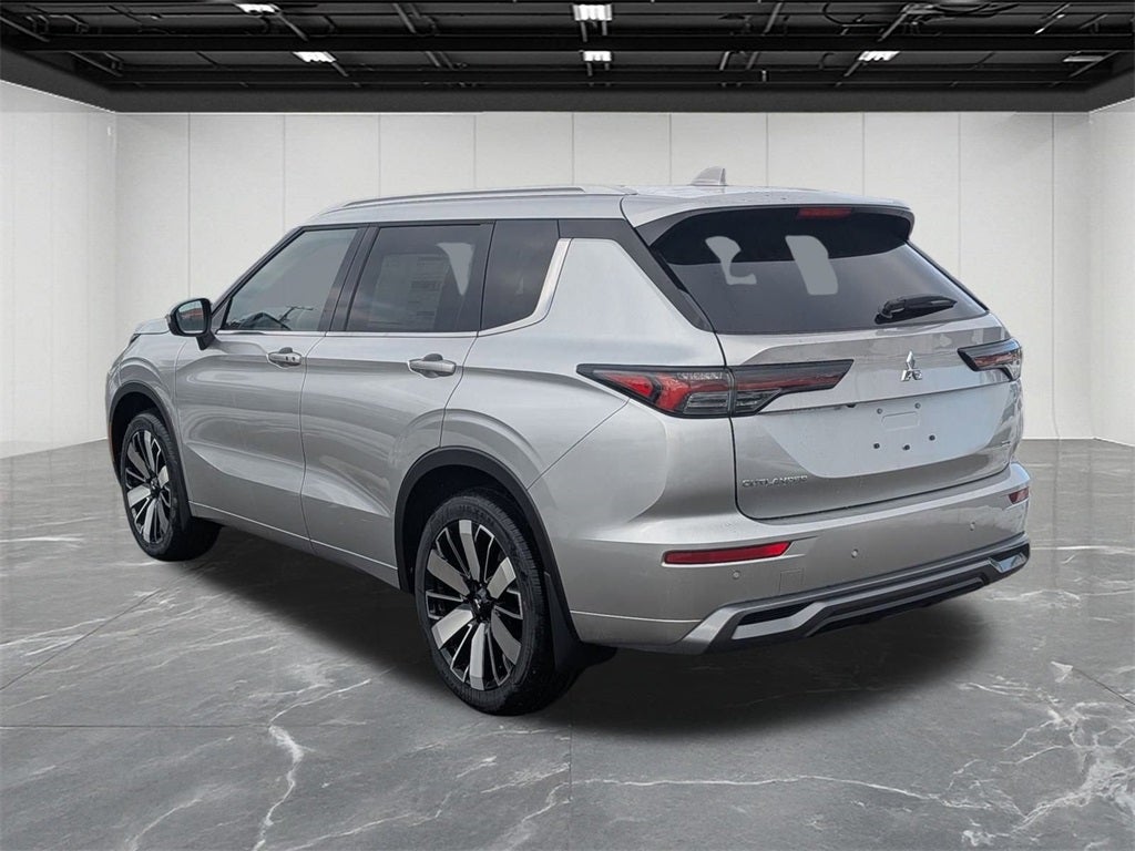 2026 Mitsubishi Outlander SEL