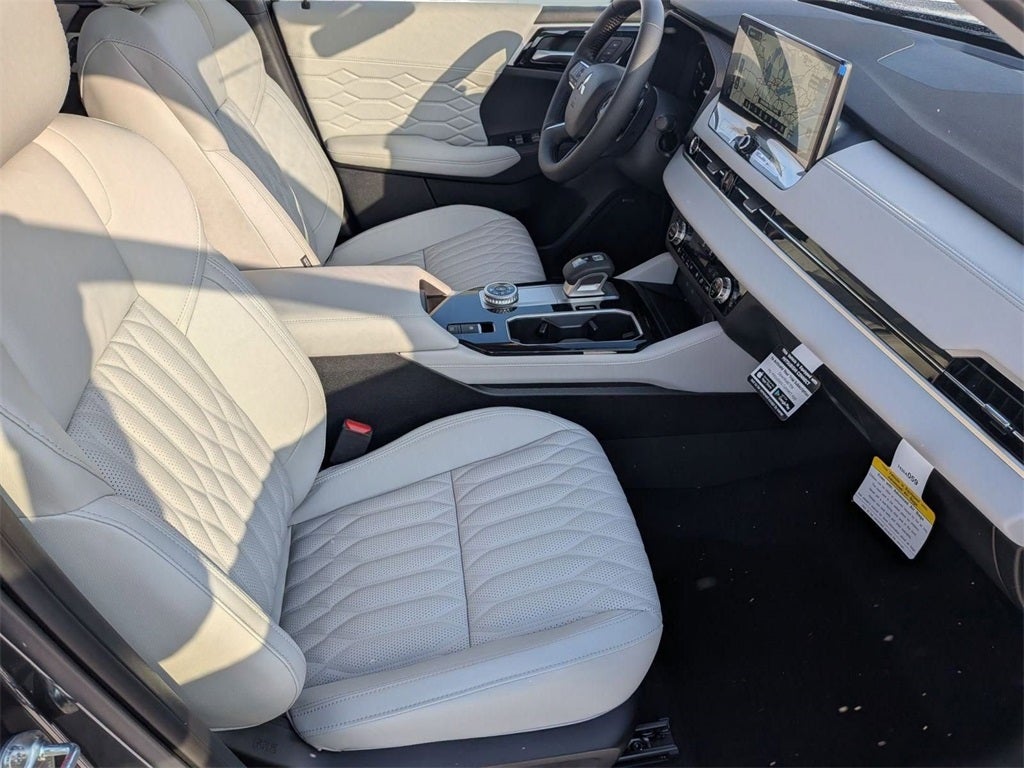 2026 Mitsubishi Outlander SEL