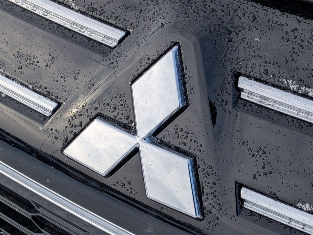 2026 Mitsubishi Outlander SEL