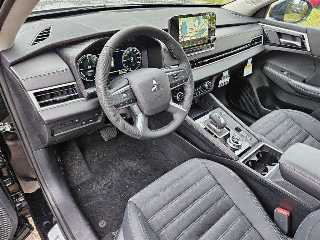 2025 Mitsubishi Outlander PHEV SE