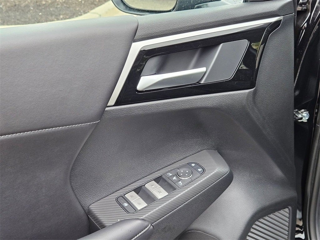 2025 Mitsubishi Outlander PHEV SE