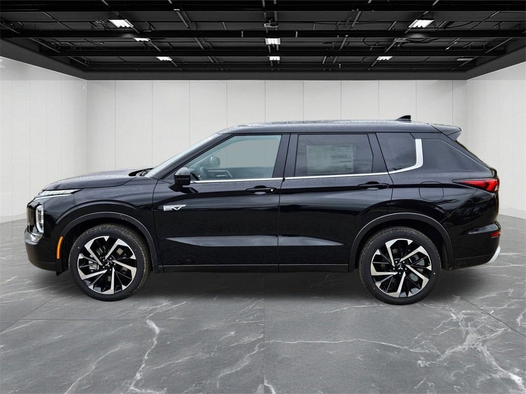 2025 Mitsubishi Outlander PHEV SE