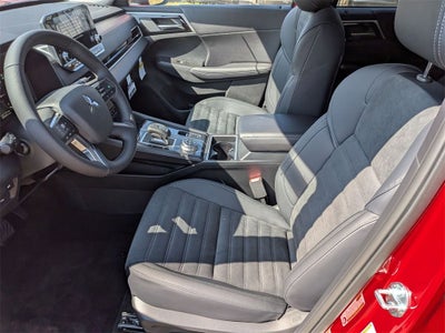 2025 Mitsubishi Outlander PHEV SE