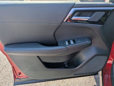 2025 Mitsubishi Outlander PHEV SE