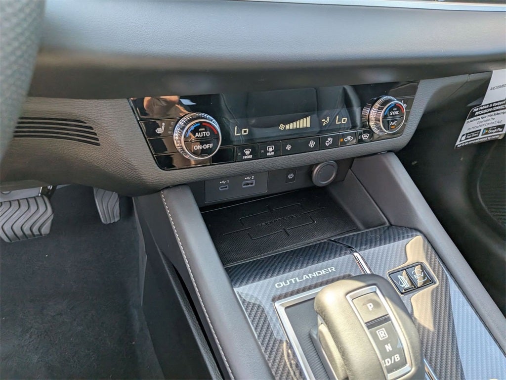 2025 Mitsubishi Outlander PHEV SE