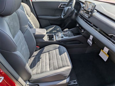 2025 Mitsubishi Outlander PHEV SE