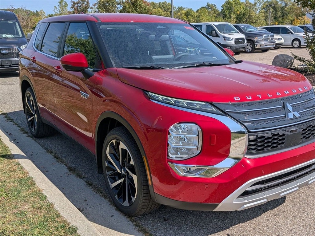 2025 Mitsubishi Outlander PHEV SE