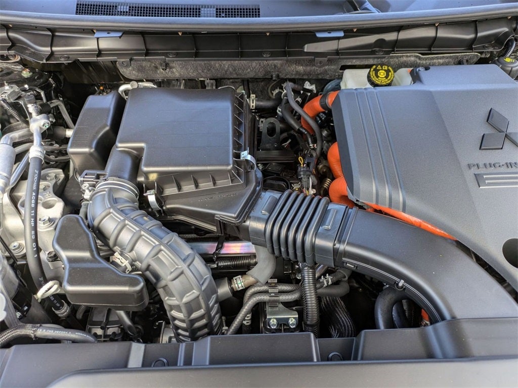 2025 Mitsubishi Outlander PHEV SE