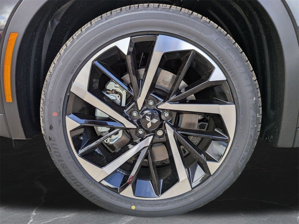 2025 Mitsubishi Outlander PHEV SE